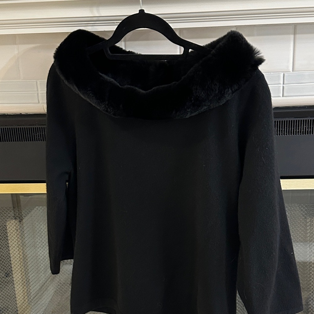 TSE Black 100% Cashmere Sweater with Rex Rabbit Fur Collar Size XL (Fits Like L)